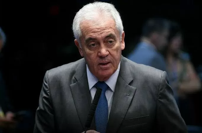 Defensor do fim da reeleição, Otto comemora aprovação do texto na CCJ