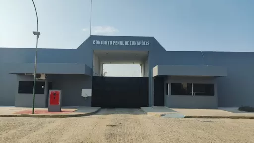 Operação mobiliza 100 policiais para capturar autores de ataque a equipe do Conjunto Penal de Eunápolis
