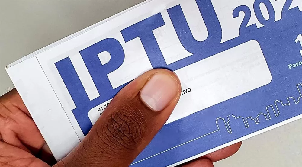 Moradores de Itamaraju reclamam de aumento de mais de 400% no IPTU