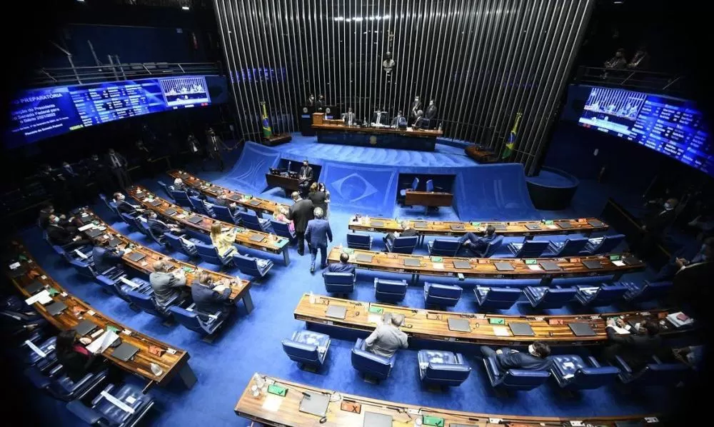Divisão sobre tempo de mandato de senador deve adiar PEC que acaba com reeleição