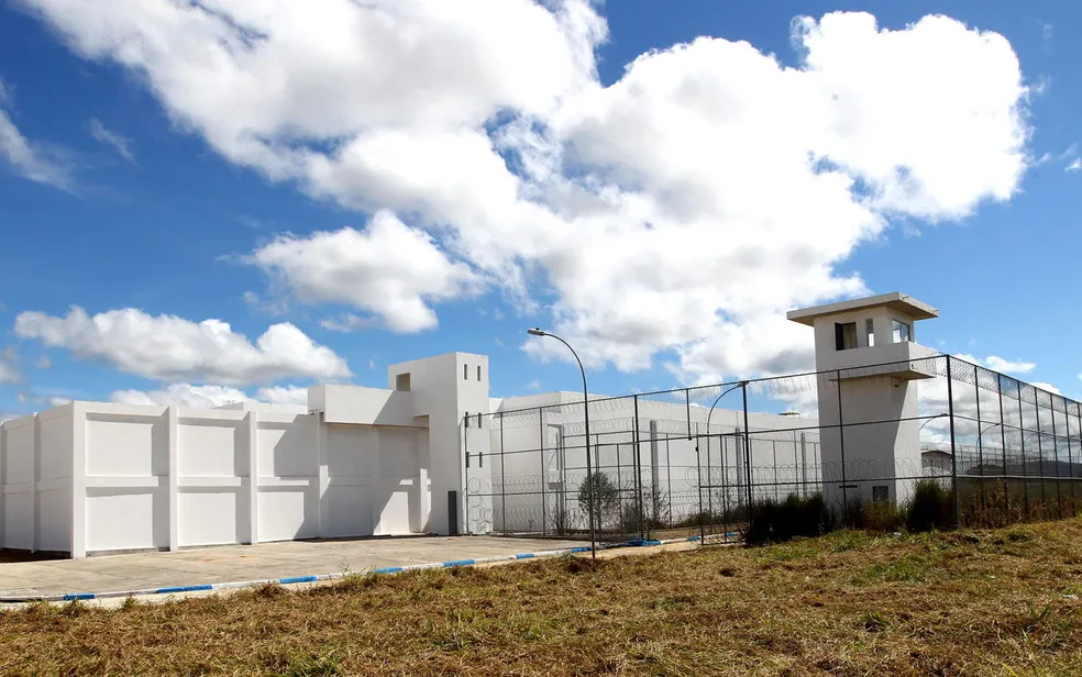 Força Penal Nacional é autorizada a atuar no Conjunto Penal de Eunápolis após atentado contra diretor e fuga de 16 presos