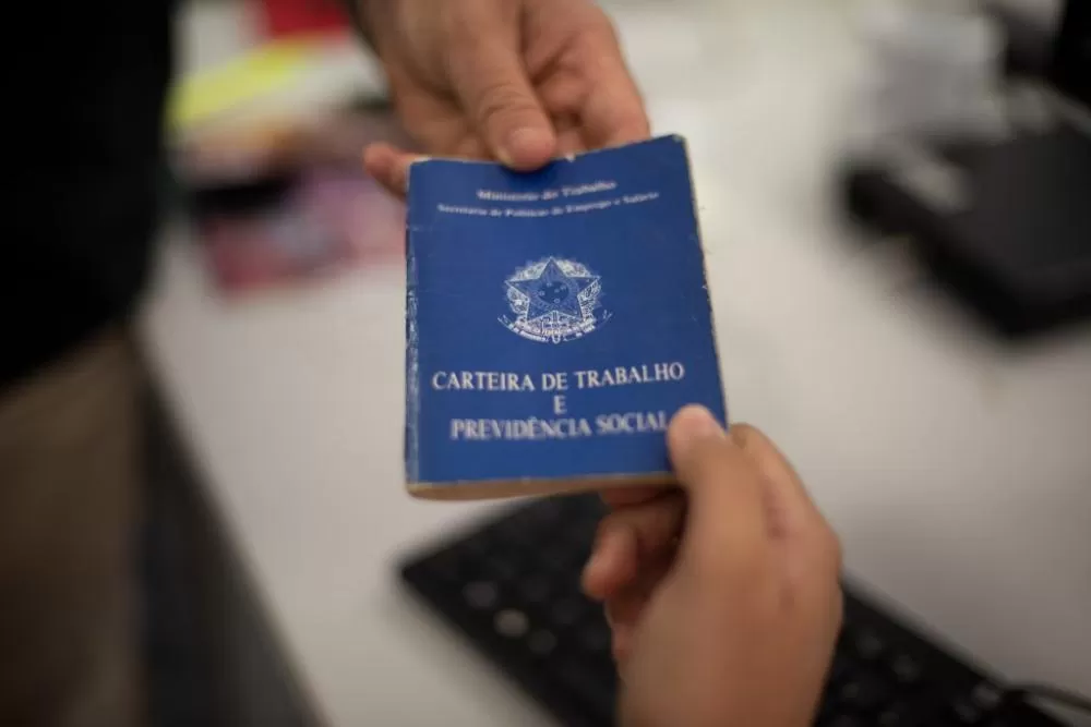 País cria mais de 257 mil vagas formais em abril, aponta Caged