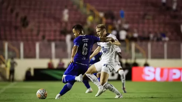 Confiança vence o sub-20 do Bahia em jogo atrasado e entra no G-4 do Grupo B da Copa do Nordeste