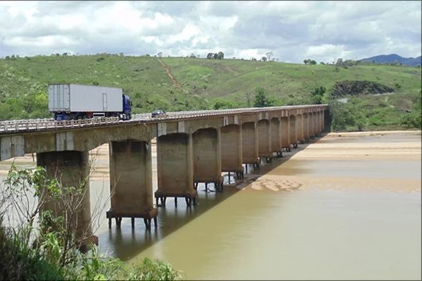 Ponte sobre o Rio Jequitinhonha será reaberta para veículos a partir de 20 de junho