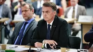 Bolsonaro nega tentativa de golpe e de prisão de autoridades, e admite conversas por alternativa 'constitucional'