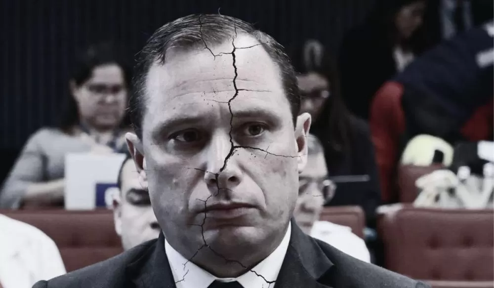 Prisão de Mauro Cid é revogada pelo STF