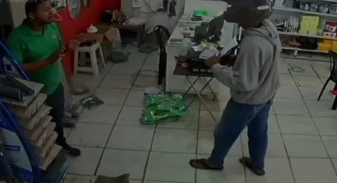 Loja de Materiais de Construção é Assaltada em Itamaraju na Manhã Desta Terça-feira (05)