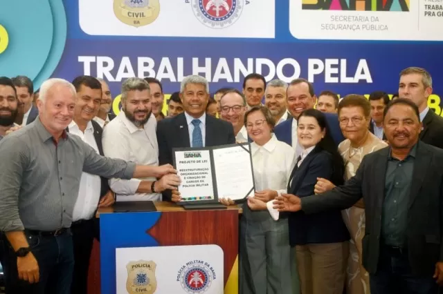 Bahia anuncia reestruturação na segurança pública e entrega 118 novas viaturas