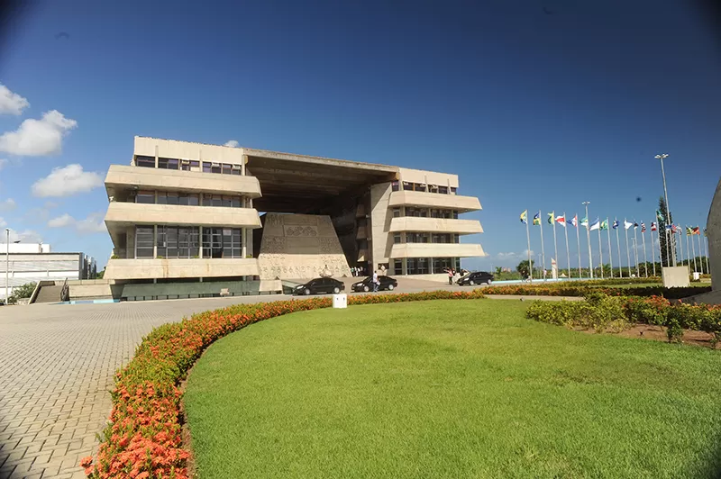 AL-BA mantém veto integral de Jerônimo sobre projeto que prevê redistribuição de custas cartoriais