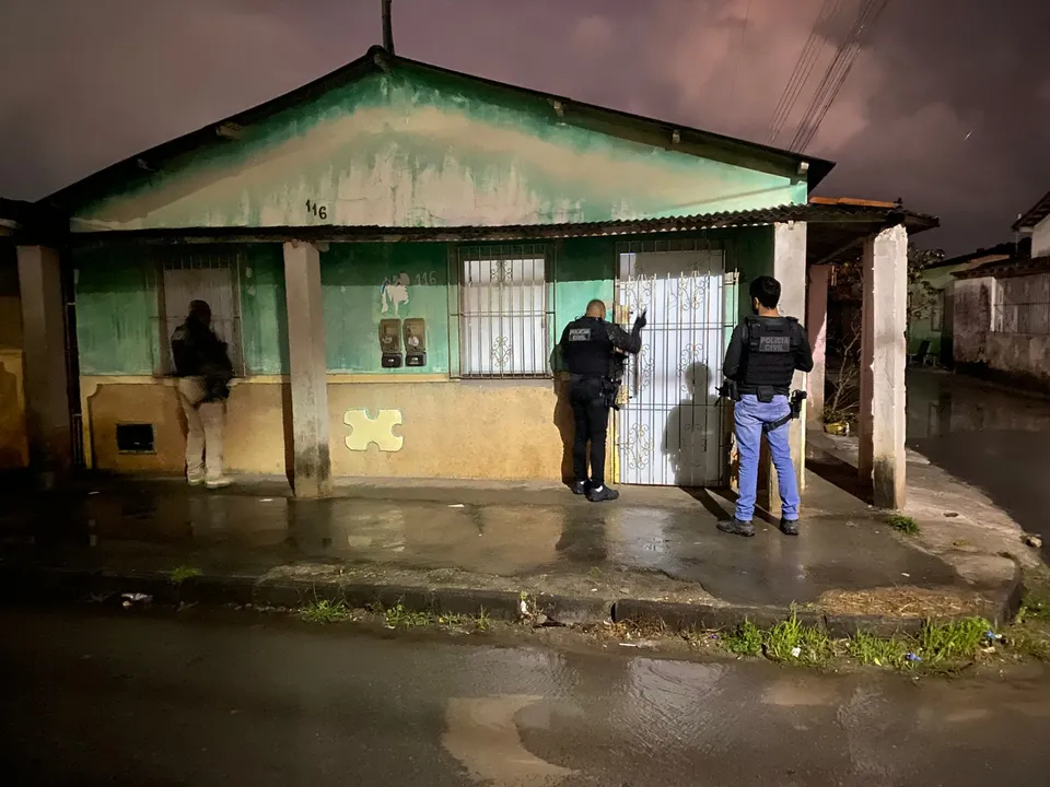 Mulher é presa suspeita de ser mandante de homicídio no sul da Bahia