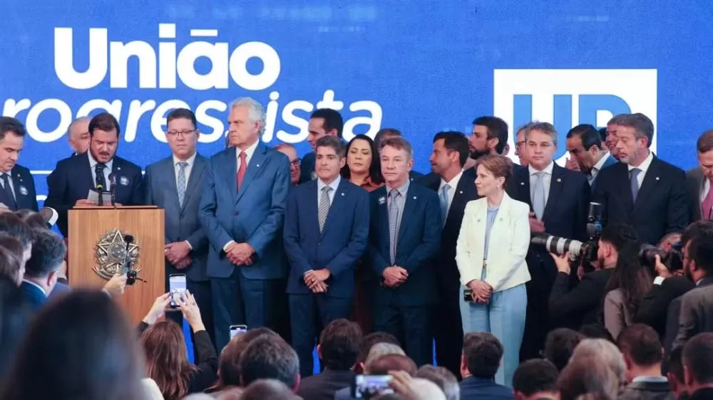 Maior bancada do Congresso rompe com o governo para apoiar anistia