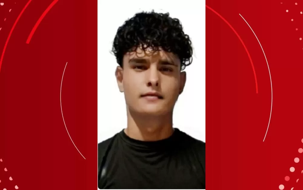 Estudante é morto na porta de casa enquanto retornava da escola no extremo sul da Bahia