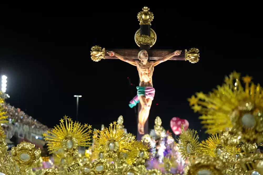 Deputado sugere políticas de combate à “Cristofobia” na Bahia e propõe proibição de fantasias religiosas no Carnaval