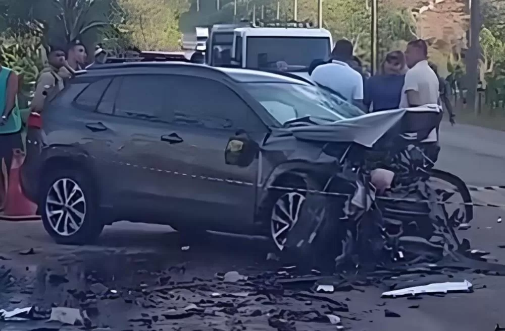 Colisão frontal na BR- 101 mata advogado que se casaria no sábado e tio policial