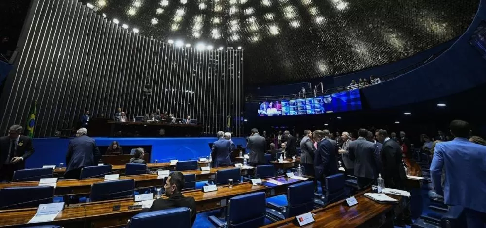 Senado estuda ampliar isenção do IR para quem ganha até R$ 10 mil