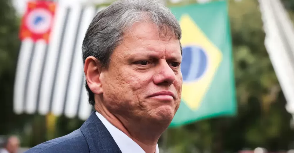 Negativas de Tarcísio fazem Ratinho, Caiado e Zema voltarem a sonhar com 2026 a um ano da eleição