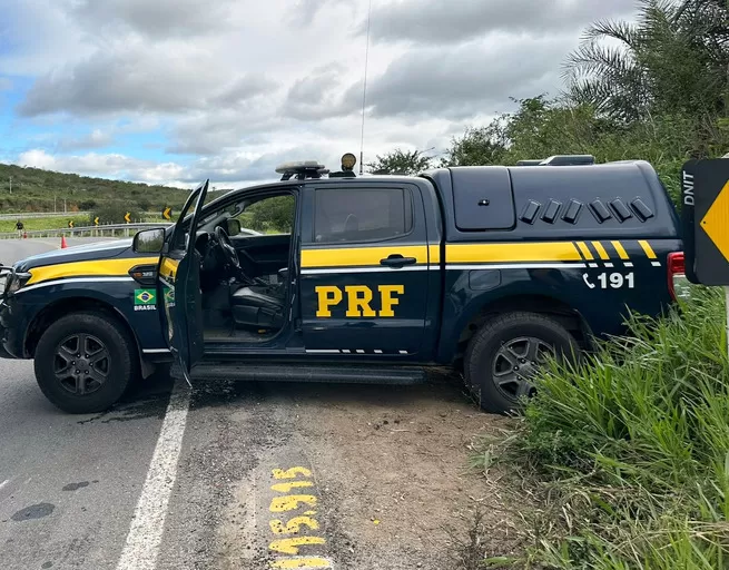Batida entre dois carros na BR-349 deixa quatro mortos e três feridos em estado grave