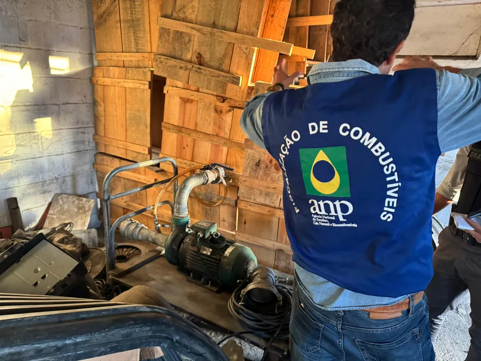 Adulteração de combustíveis: polícia mira liderança criminosa na Bahia