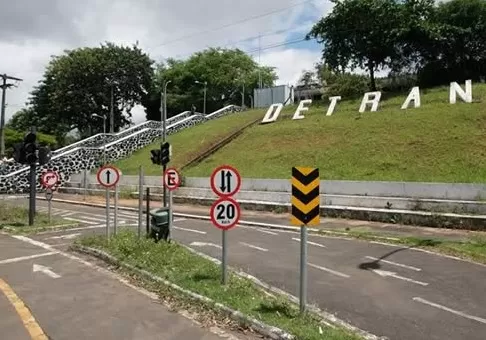 Detran-BA instaura série de processos disciplinares por indícios de fraudes em exames e documentos de habilitação
