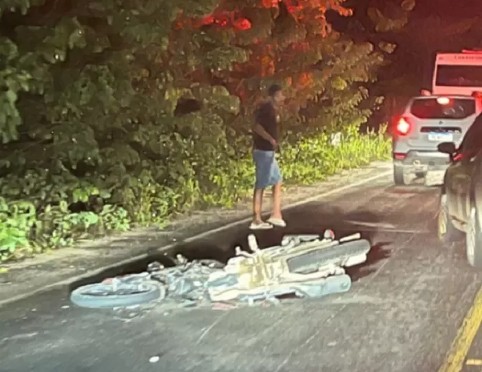 Motociclista fica gravemente ferida em acidente entre Arraial d’Ajuda e Trancoso