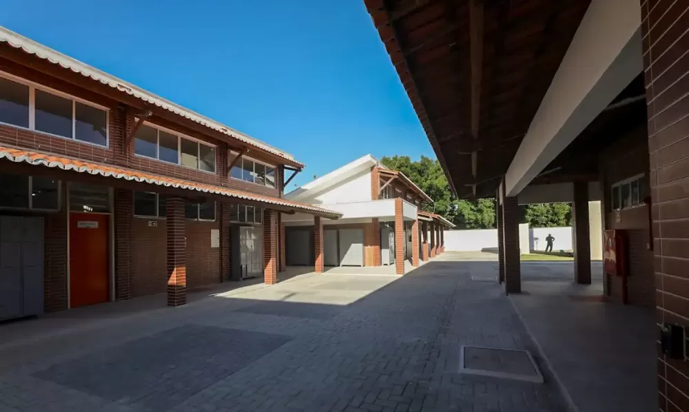 MEC busca que todas escolas do ensino básico tenham horário integral