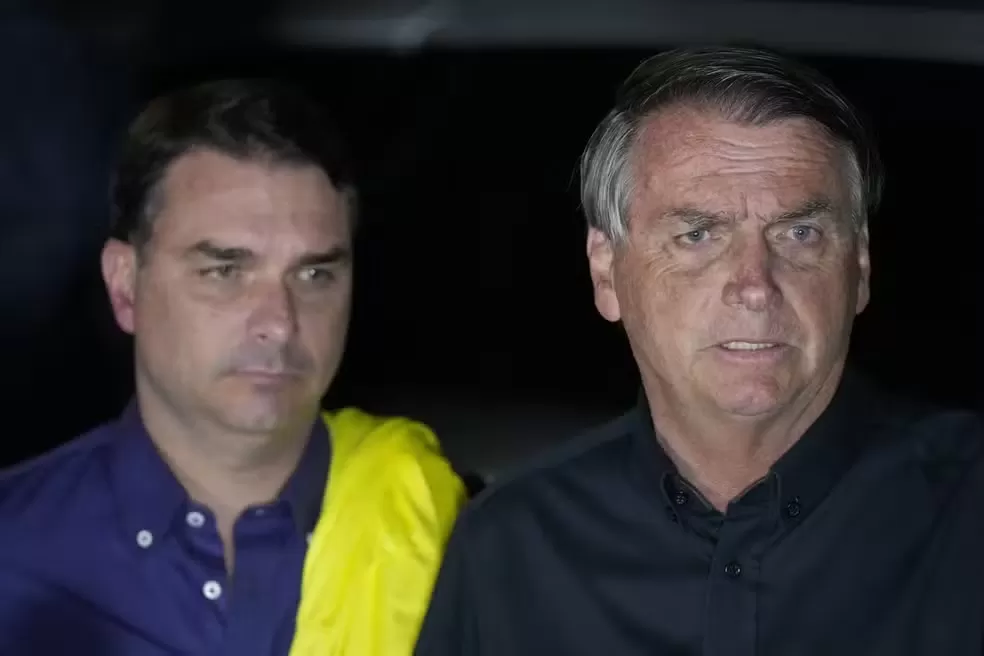 Flávio Bolsonaro diz ter sido escolhido pelo pai para ser o candidato do PL à Presidência em 2026