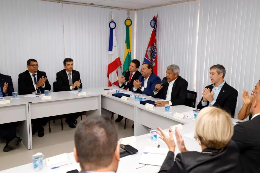 Em reunião com a Polícia Civil, Jerônimo Rodrigues alinha trabalho das forças de segurança no enfrentamento à criminalidade