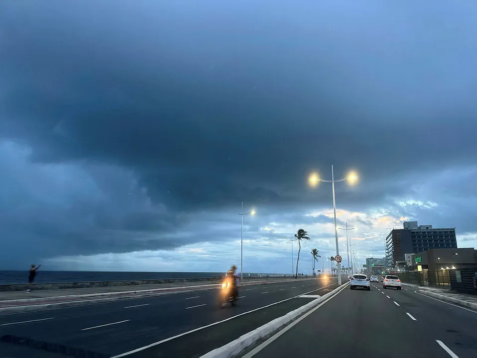 35 cidades da Bahia estão em alerta para forte chuva, segundo Inmet