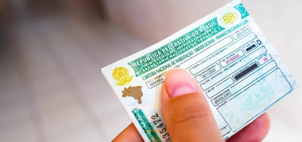 Pedidos de CNH sobem mais de 300% em janeiro após novas regras do governo