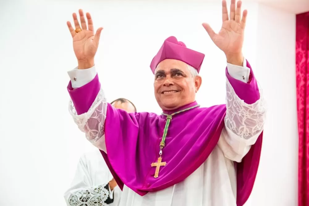 Dom Aldemiro assume como novo bispo da Diocese de Teixeira de Freitas-Caravelas