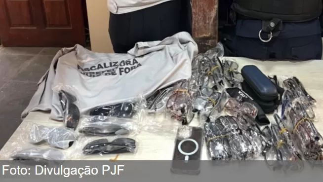Operação Comércio Legal realiza apreensão de produtos irregulares no Centro de Juiz de Fora