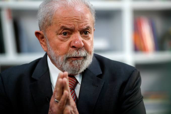  Lula admite possibilidade de não disputar a reeleição em 2026